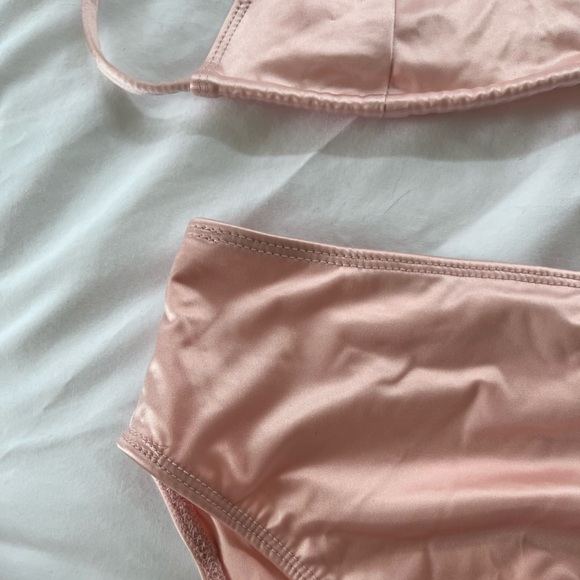 NWT Good American satin bubble gum pink bikini top and bottom set - Picture 7 of 12